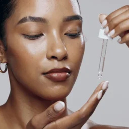 Suero facial de ácido hialurónico